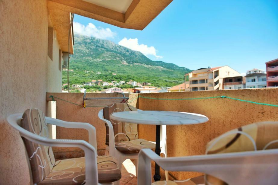Apartmani Lasta Dobra Voda Buitenkant foto